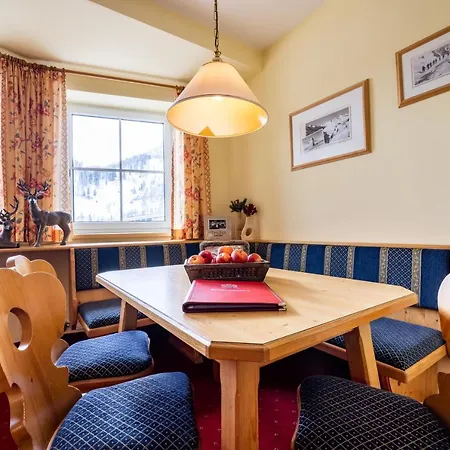 Breitlehenalm Hotell 4*