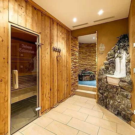 Breitlehenalm Hotel 4*